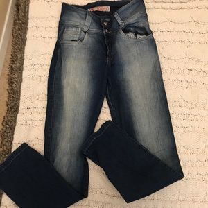 Colombia Butt lift pants.